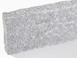 GRANITSTELE 8X25X100CM ALLS. GESPITZT